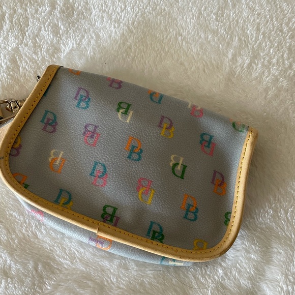 Dooney & Burke wristlet vintage - Picture 5 of 7